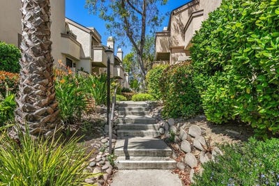 /international/us/3205-via-alicante-unit-11-la-jolla-ca-110097764573/