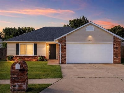 /international/us/1105-w-22nd-street-claremore-ok-110108476692/
