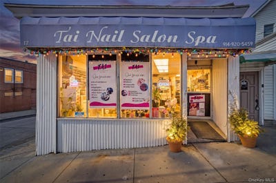 /international/us/17-lockwood-avenue-yonkers-ny-110107934192/