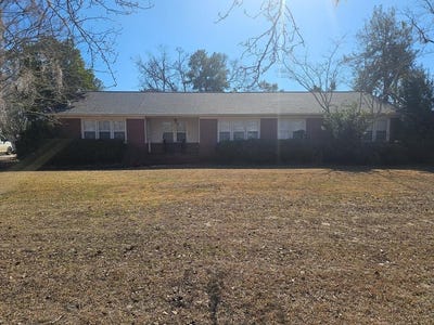 /international/us/121-w-thigpen-ave-lakeland-ga-110105426058/
