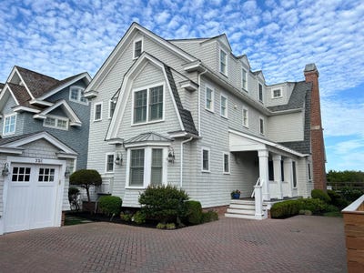 /international/us/73-e-25th-street-avalon-nj-110099696814/