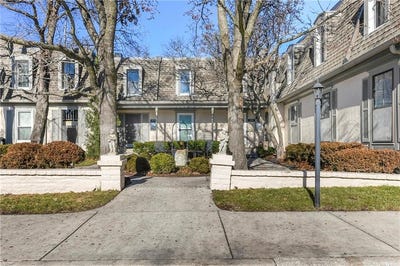 /international/us/6708-w-109th-street-overland-park-ks-110108535886/
