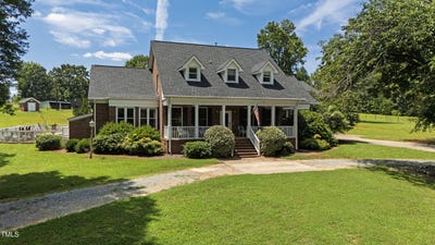 /international/us/5765-g-snow-camp-road-graham-nc-110101454710/