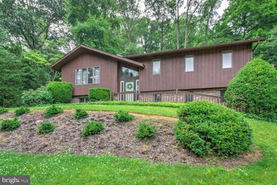 /international/us/331-spring-garden-street-ephrata-pa-110100390401/