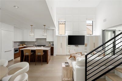 /international/us/428-fernleaf-avenue-corona-del-mar-ca-110107475228/
