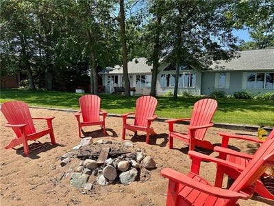 /international/us/9186-w-traders-bay-trail-nw-walker-mn-110100512794/