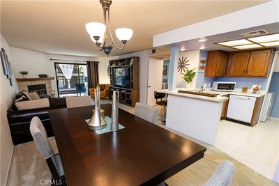 /international/us/250-fern-avenue-redlands-ca-110109444859/