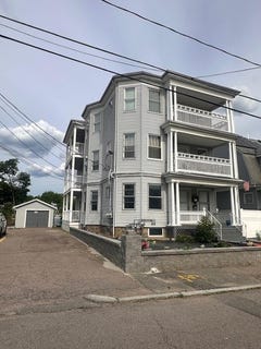 /international/us/440-moraine-st-brockton-ma-110108568787/