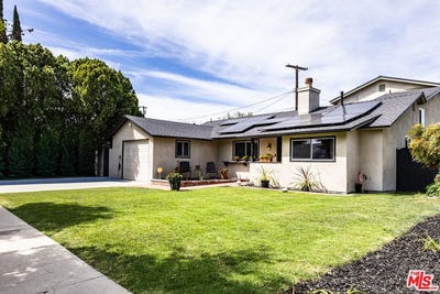/international/us/8131-bianca-ave-northridge-ca-110107036793/