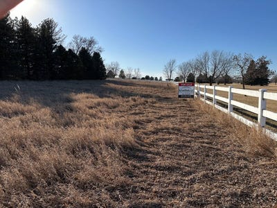 /international/us/308-w-kemp-st-randolph-ne-110105865585/
