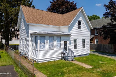 /international/us/30-newman-avenue-mechanicville-ny-110100979441/