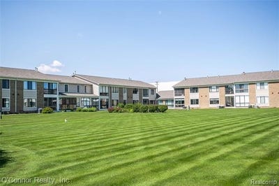 /international/us/1660-river-road-marysville-mi-110105525332/