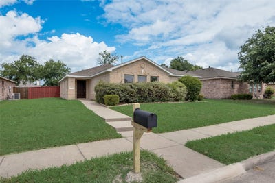 /international/us/2133-lone-pecan-drive-mesquite-tx-110120536909/