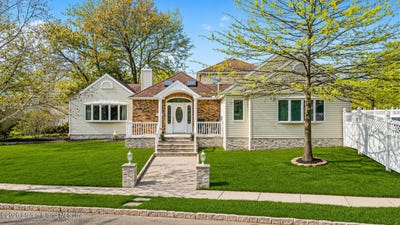 /international/us/274-retford-avenue-staten-island-ny-110109005427/