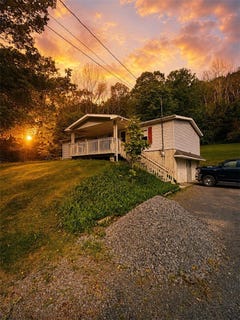 /international/us/1403-county-road-3-margaretville-ny-110108220652/