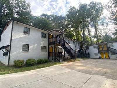 /international/us/399-holly-street-atlanta-ga-110108173342/