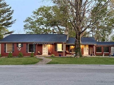 /international/us/305-brice-avenue-glasgow-ky-110108914989/