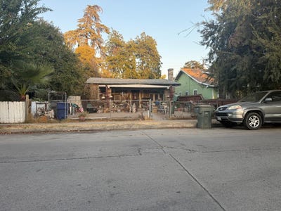 /international/us/1102-n-roosevelt-avenue-fresno-ca-110110350198/