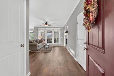 /international/us/310-crestview-court-raymore-mo-110120484764/