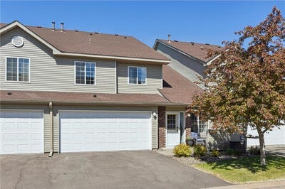 /international/us/2335-oakridge-circle-hudson-wi-110108077600/