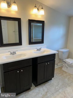 /international/us/4727-three-oaks-road-pikesville-md-110100509565/