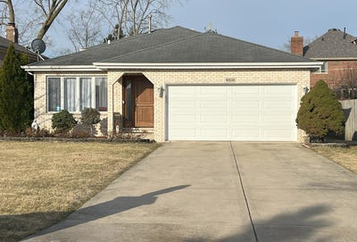 /international/us/10530-s-83rd-avenue-palos-hills-il-110098188129/