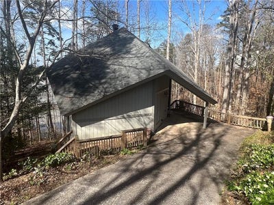 /international/us/3208-lake-road-circle-gainesville-ga-110108061288/