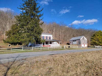 /international/us/8089-us-highway-52-brookville-in-110105936451/