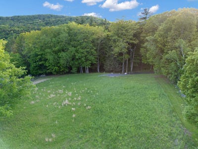 /international/us/creamery-road-guilford-vt-110099852277/