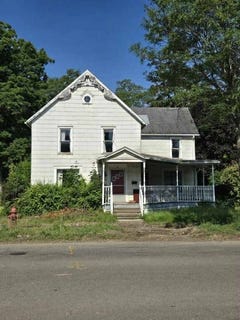 /international/us/30-south-st-cuba-ny-110100564789/