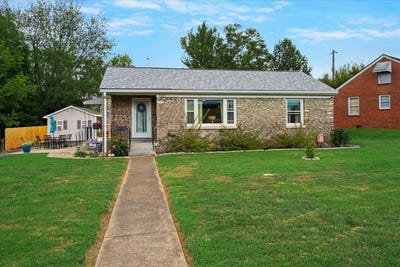 /international/us/2206-circle-drive-lexington-ky-110110355789/