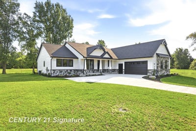 /international/us/80-sawmill-creek-trail-saginaw-mi-110110082538/