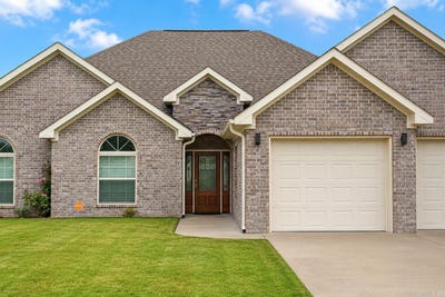 /international/us/205-shamsie-lane-white-hall-ar-110108381960/