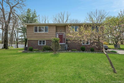 /international/us/6-foxwood-lane-thornwood-ny-110107406847/