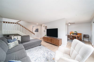 /international/us/94-1025-anania-circle-mililani-hi-110106818269/