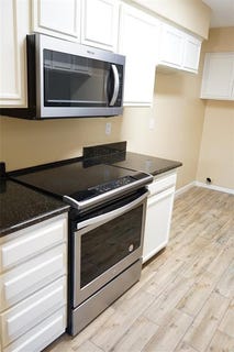 /international/us/2108-westkendal-lane-arlington-tx-110101434959/