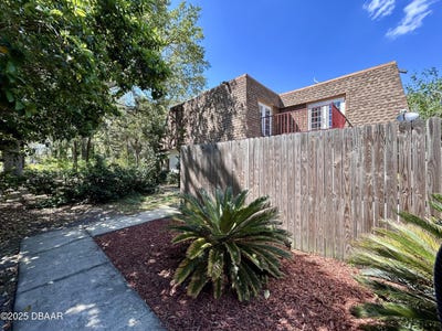 /international/us/107-springwood-square-port-orange-fl-110097998438/