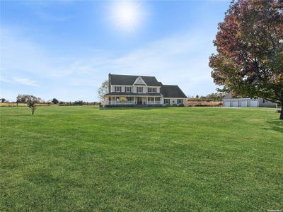 /international/us/173-pier-avenue-jamesport-ny-110099202921/