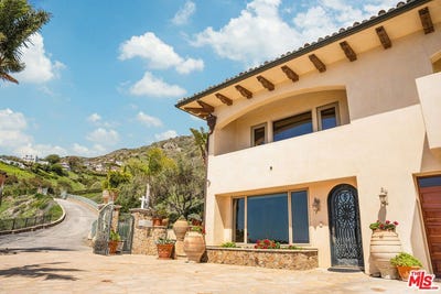 /international/us/4440-encinal-canyon-rd-malibu-ca-110099597542/