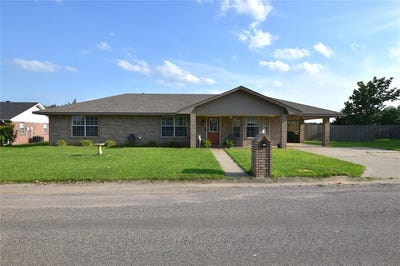 /international/us/114-amy-court-collinsville-tx-110100049861/