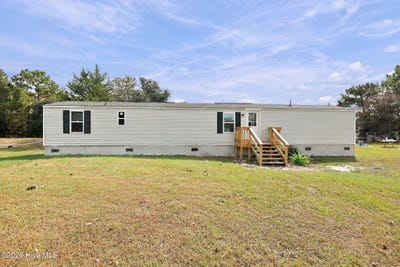 /international/us/322-n-winchester-lane-hubert-nc-110120149640/