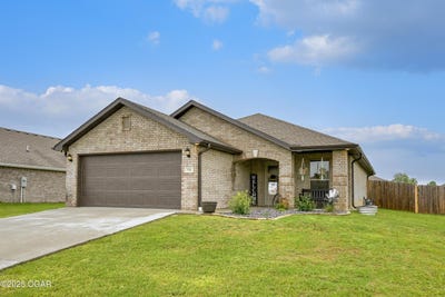 /international/us/354-sidney-lane-webb-city-mo-110100450285/