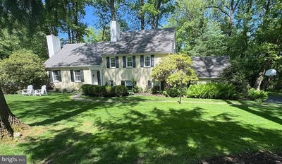 /international/us/290-forest-hills-circle-devon-pa-110108020527/