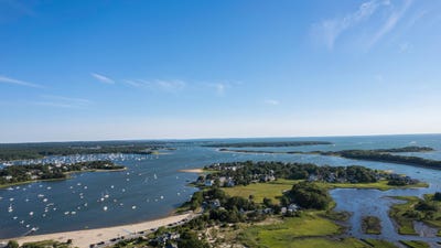 /international/us/34-kenwood-road-pocasset-ma-110100318746/
