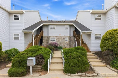 /international/us/194-bexley-lane-piscataway-nj-110107680761/