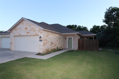 /international/us/3001-waterstone-drive-brownwood-tx-110108547157/