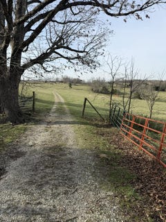 /international/us/14658-county-road-7430-caulfield-mo-110108877684/