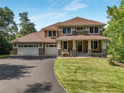 /international/us/860-prairie-meadows-drive-hudson-wi-110100995584/