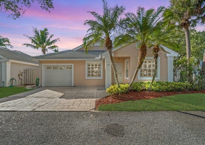 /international/us/28-governors-court-palm-beach-gardens-fl-110120422182/