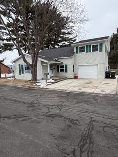 /international/us/621-dwight-street-boscobel-wi-110105387278/
